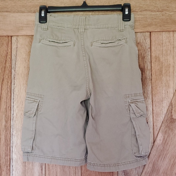 Boys Crago Shorts Size 8 - Picture 2 of 3